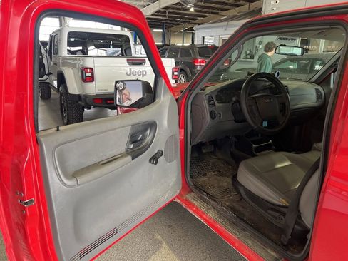 Used 2009 Ford Ranger XL image 5