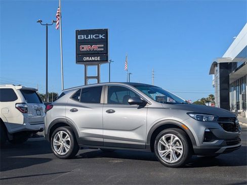 Used 2023 Buick Encore GX Preferred image 2