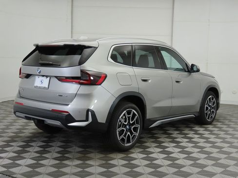 Used 2025 BMW X1 xDrive28i w/ Premium Package image 6
