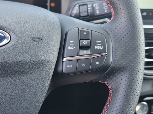 New 2025 Ford Escape ST-Line w/ Tech Pack #1 FWD image 26