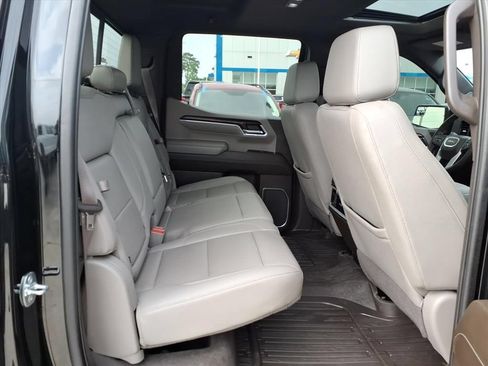 Used 2023 GMC Sierra 1500 SLT w/ SLT Premium Package AWD/4WD image 15