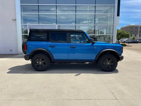Certified 2024 Ford Bronco Black Diamond AWD/4WD image 4