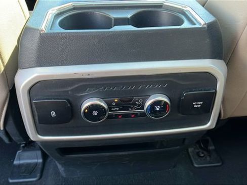 Used 2024 Ford Expedition Max Limited AWD/4WD image 21