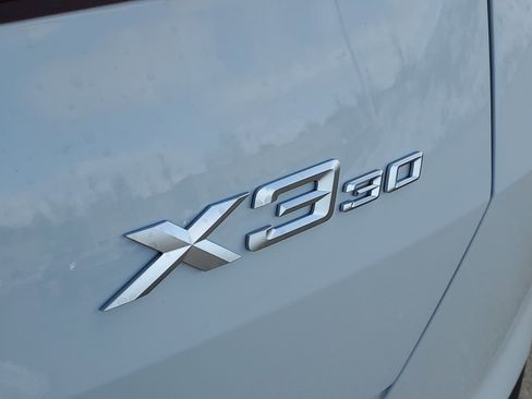 New 2026 BMW X3 xDrive30 w/ Premium Package image 30