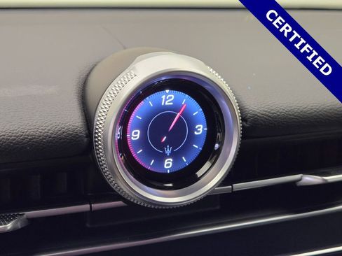 Certified 2024 Maserati Grecale GT AWD/4WD image 41