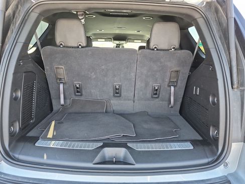 Used 2025 Chevrolet Tahoe Z71 AWD/4WD image 29