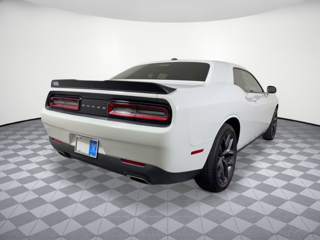 Used 2019 Dodge Challenger SXT w/ Blacktop Package RWD image 9