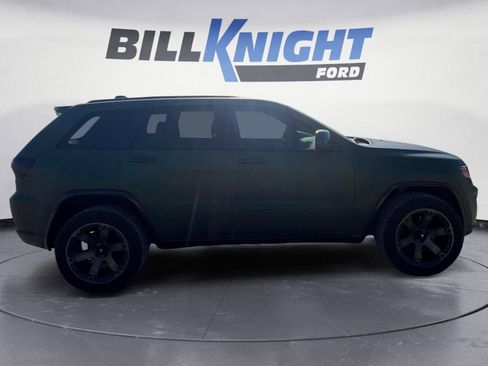 Used 2018 Jeep Grand Cherokee Altitude image 6