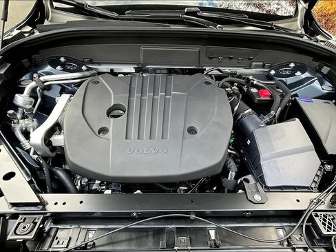 New 2026 Volvo XC60 B5 Core w/ Protection Package Premier AWD/4WD image 11