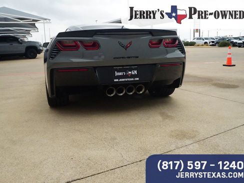 Used 2016 Chevrolet Corvette Stingray Z51 2D Coupe w/ 3LT Preferred Equipment Group image 4