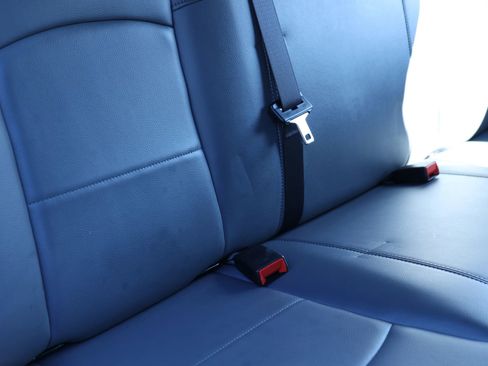 Used 2022 RAM 2500 Tradesman w/ Chrome Appearance Group image 29