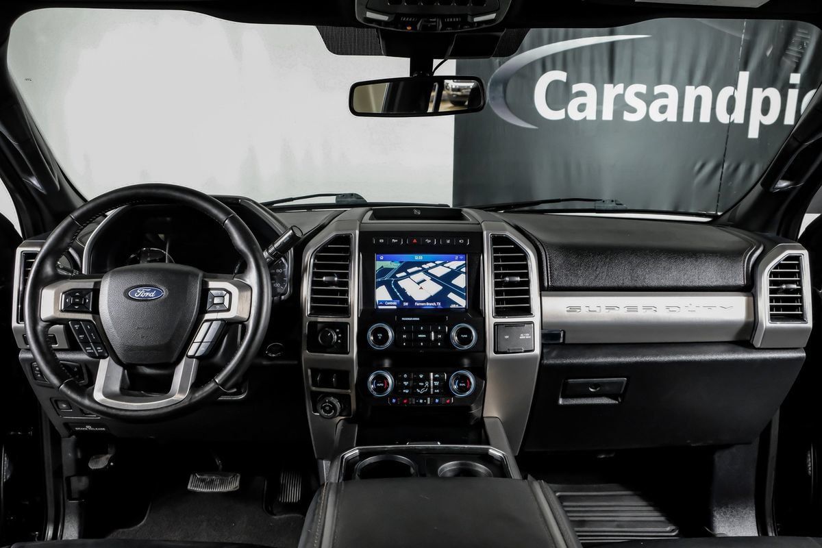 Used 2020 Ford F350 Platinum w/ FX4 Off-Road Package AWD/4WD image 14
