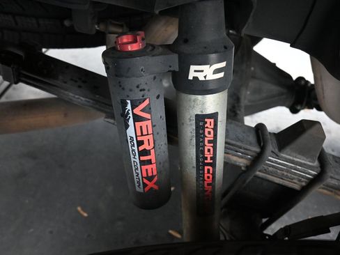 Used 2021 Toyota Tundra Platinum image 48