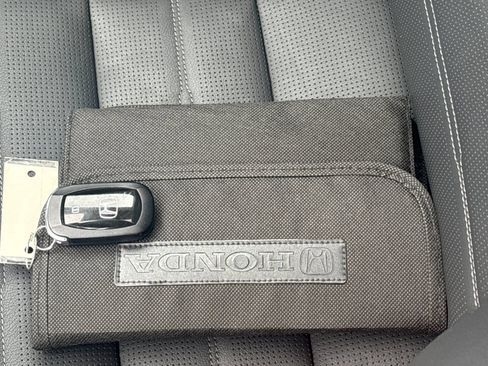 Certified 2023 Honda CR-V EX-L image 9