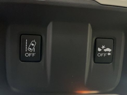 Used 2024 Subaru Forester image 8