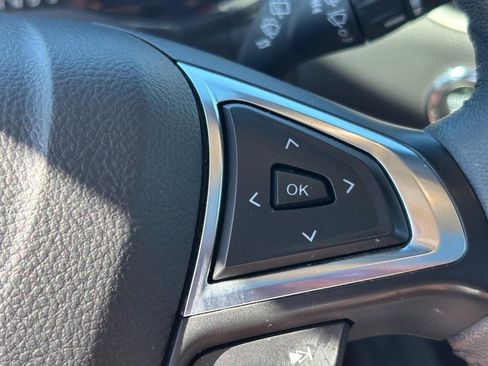 Used 2022 Ford Edge SEL w/ Convenience Package image 18