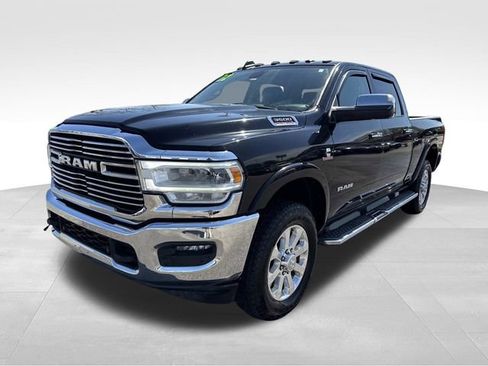 Used 2022 RAM 3500 Laramie AWD/4WD image 9