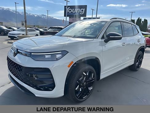 New 2026 Volkswagen Tiguan SE R-Line image 7