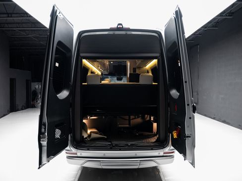 Used 2021 Mercedes-Benz Sprinter 3500 image 85