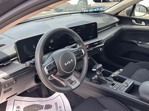 Used 2025 Kia K5 LXS FWD image 11