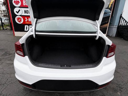 Used 2020 Hyundai Elantra Value Edition w/ Cargo Package (C1) FWD image 17