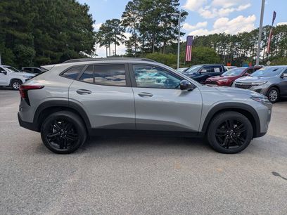 Used 2025 Chevrolet Trax ACTIV w/ Sunroof Package