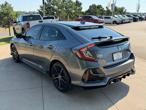 Used 2020 Honda Civic Sport Touring image 4