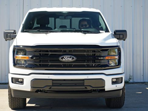 Used 2025 Ford F150 XLT w/ Equipment Group 302A MID image 7