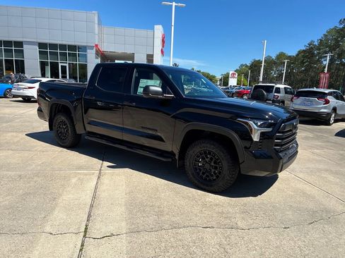 New 2026 Toyota Tundra SR5 image 9