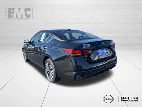 Used 2025 Nissan Altima 2.5 SV AWD/4WD image 4