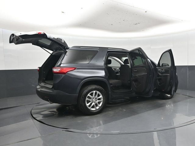 Used 2021 Chevrolet Traverse LT w/ LPO, Blackout Package FWD image 58