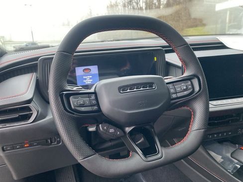 New 2026 Dodge Charger Scat Pack w/ Blacktop Package AWD/4WD image 17