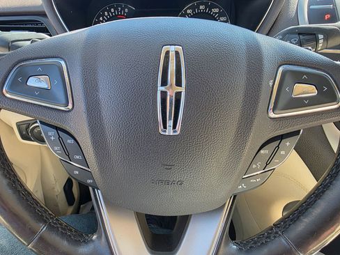 Used 2016 Lincoln MKC Reserve w/ Lincoln MKC Climate Package image 13