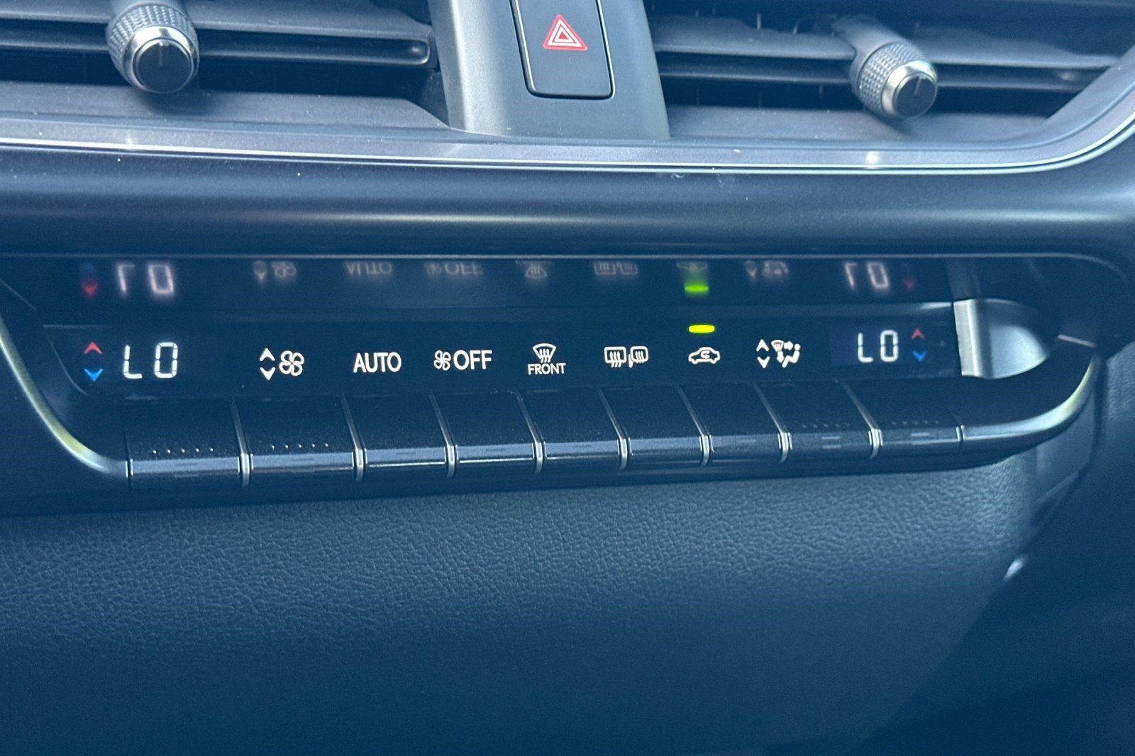 Certified 2025 Lexus UX 300h FWD w/ Accessory Package (Z2) image 20