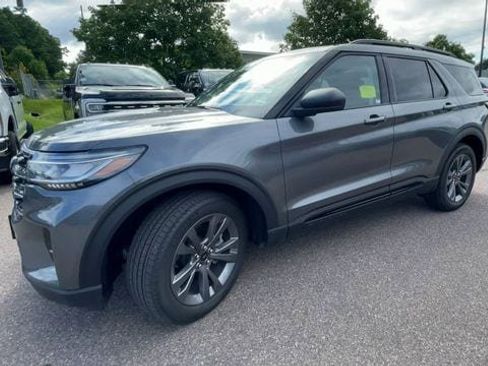 New 2026 Ford Explorer Active w/ Active Comfort Package AWD/4WD image 6