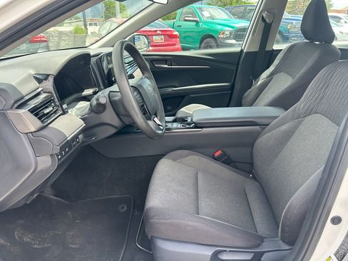 Used 2025 Toyota Camry LE FWD image 26