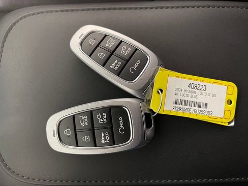 Certified 2024 Hyundai Ioniq 5 SEL RWD image 26