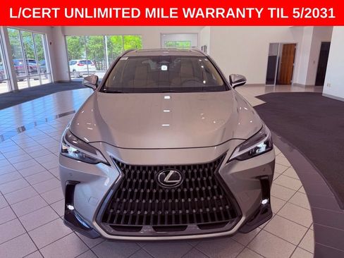Certified 2025 Lexus NX 250 FWD w/ Towing Package (2000 Lbs) image 2