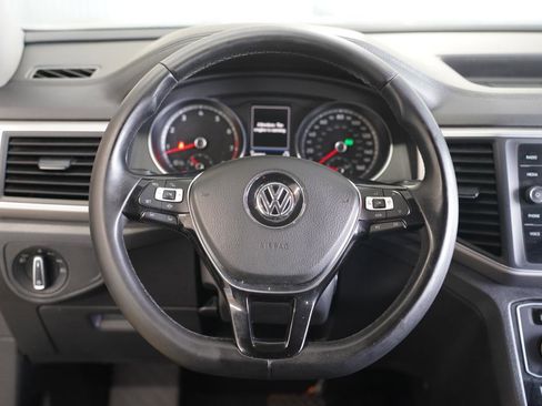 Used 2019 Volkswagen Atlas SE FWD image 12