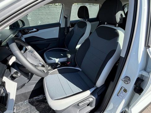 New 2025 Volkswagen Taos S image 20