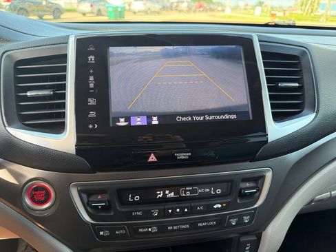 Used 2017 Honda Pilot EX-L image 11