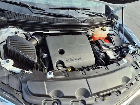 Certified 2021 Chevrolet Traverse LS image 31