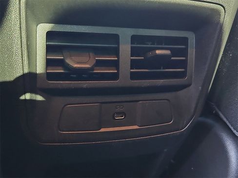 Used 2024 GMC Canyon Elevation image 19