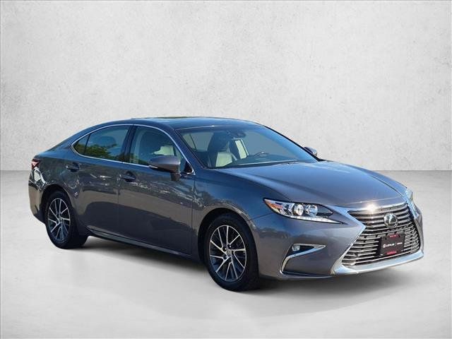 Used 2017 Lexus ES 350 w/ Navigation System Package FWD image 3