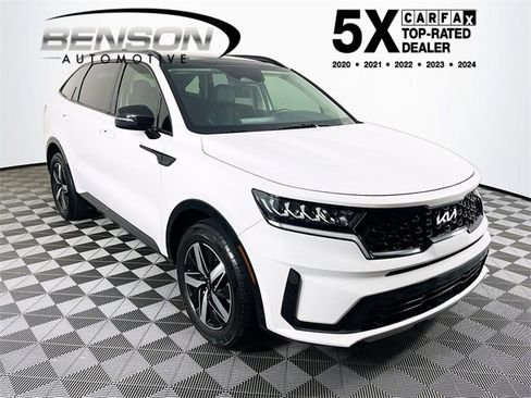 Used 2023 Kia Sorento S w/ Panoramic Sunroof Package image 1