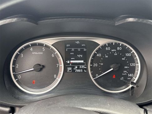 Used 2022 Nissan Versa S image 25