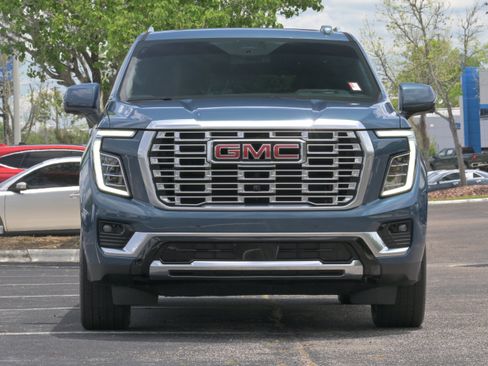 Used 2025 GMC Yukon Denali w/ Sun & Power Step Package RWD image 34