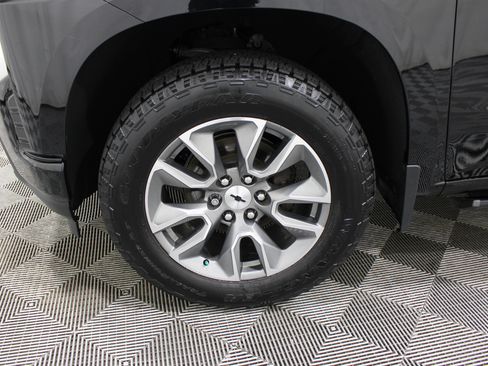 Used 2022 Chevrolet Silverado 1500 RST AWD/4WD image 33