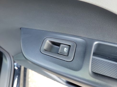 New 2026 Volkswagen Taos S FWD image 12