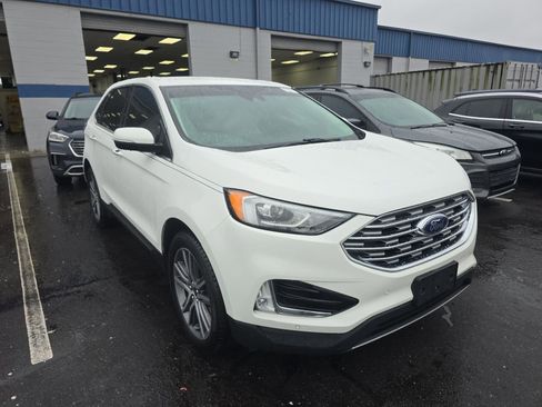 Used 2021 Ford Edge Titanium image 4